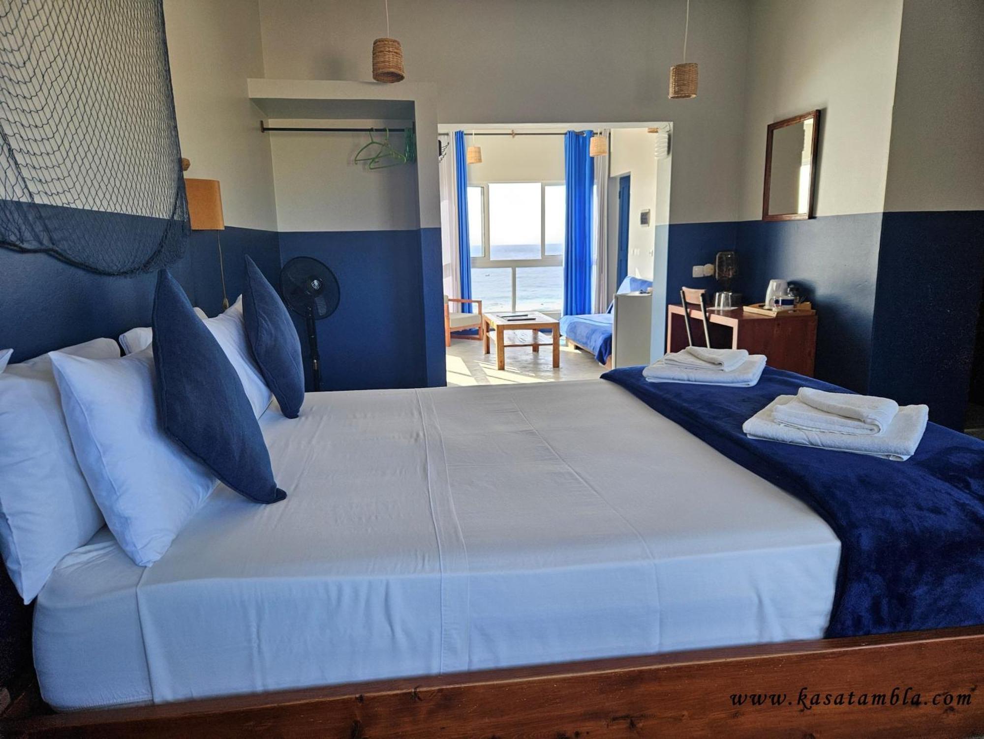 ポンタ・ド・ソル Kasa Tambla Bed & Breakfast エクステリア 写真